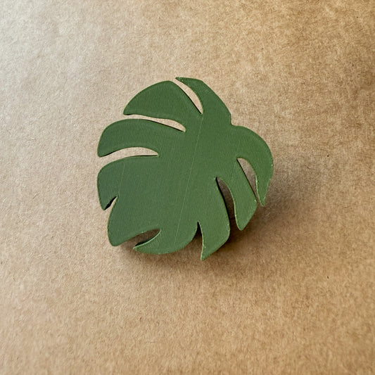 Monstera Pin